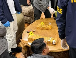 Geledah Rumah Mewah di Sentul, Polisi Temukan 7 Koper Emas dan Valas Senilai Rp476 M