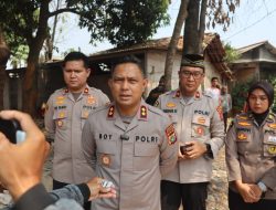 Bukan Cuma Jaga Keamanan, Polres Tangsel Renovasi Rumah Warga dan Gelar Cek Kesehatan Gratis