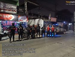 Jaga Jakarta On The Spot, Polsek Bekasi Barat Bersama Sat Brimob Polda Metro Jaya Gelar KRYD dan Razia Stasioner Berikan Rasa Aman kepada Masyarakat