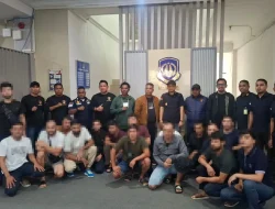 Kisah 16 WNA Uzbekistan yang Terombang-ambing di Laut hingga Terdampar di Alor