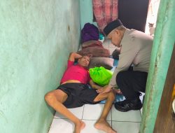 Jaga Jakarta On The Spot, Kapolsek Bekasi Barat Kunjungi Warga Sakit dan Lansia, Salurkan Bantuan Sembako