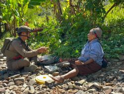 Tingkatkan Kepercayaan Masyarakat, Satgas Damai Cartenz Perkuat Kehadiran Humanis di Puncak Jaya