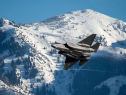 Animo Luar Biasa! Pameran Jet Tempur F-16 di Hang Nadim Bikin Bandara Batam Padat Merayap