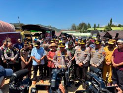 Tinjau Langsung Bencana NTT, Kapolri Jenderal Listyo Sigit Tegaskan Keselamatan Warga Jadi Prioritas Utama!
