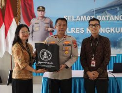 Tingkatkan Kualitas SDM Prajurit, Polres Klungkung Gelar Sosialisasi Pendidikan Bersama Universitas Dwijendra!