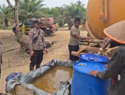 Antisipasi Karhutla dan Kekeringan, Polsek BTS Ulu Musi Rawas Salurkan 15 Ribu Liter Air Bersih!