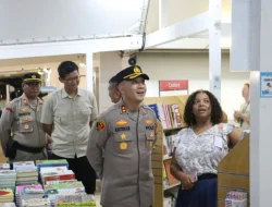 Bersandar di Kalibaru, Kapal Perpustakaan Internasional MV Doulos Hope Buka Pameran Buku di Jakarta