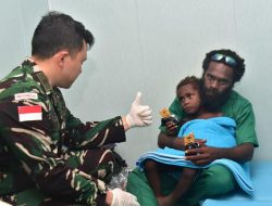 Jalankan Misi ke Vanuatu, KRI dr. Wahidin Sudirohusodo-991 Selamatkan 11 Warga Papua Nugini di Samudra Pasifik