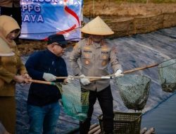 Dukung Pasokan SPPG, Polda Metro Jaya Panen Raya 10 Ton Ikan dan Udang di Muara Gembong