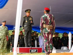 Panglima TNI Pimpin Upacara Pemakaman Militer Kasad ke-20 Alm Jenderal TNI (Purn) Subagyo HS di Kalibata