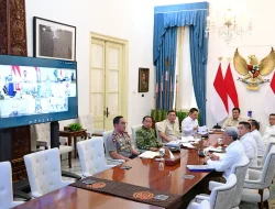 Hadiri Ratas Bersama Presiden Prabowo, Panglima TNI Siap Optimalkan Penanganan Karhutla